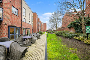 Photo 17- click for photo gallery